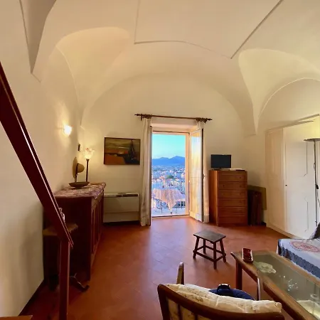 Apartment Holidaycasa Romano - Vacanza Nel Cuore Di