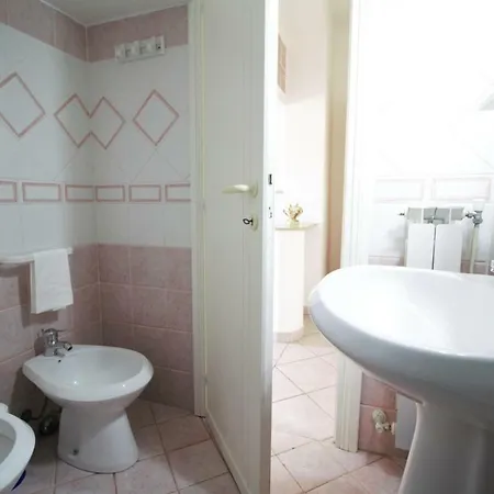 Holidaycasa Romano - Vacanza Nel Cuore Di Apartment *